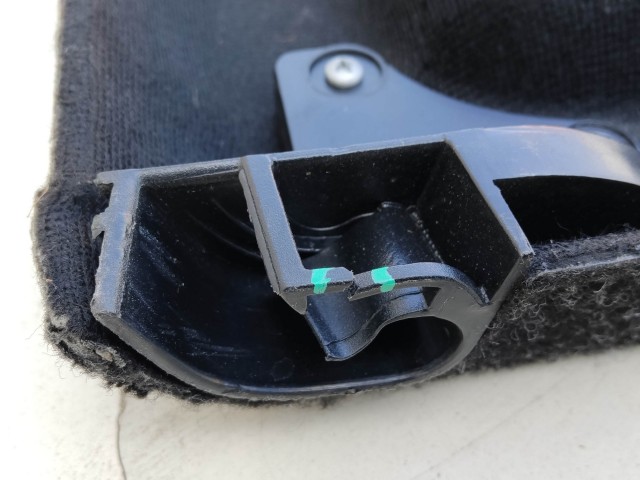 176509 Suzuki Sx4, Fiat Sedici 2006-2014 Kalaptartó a képen látható sérüléssel 71746744