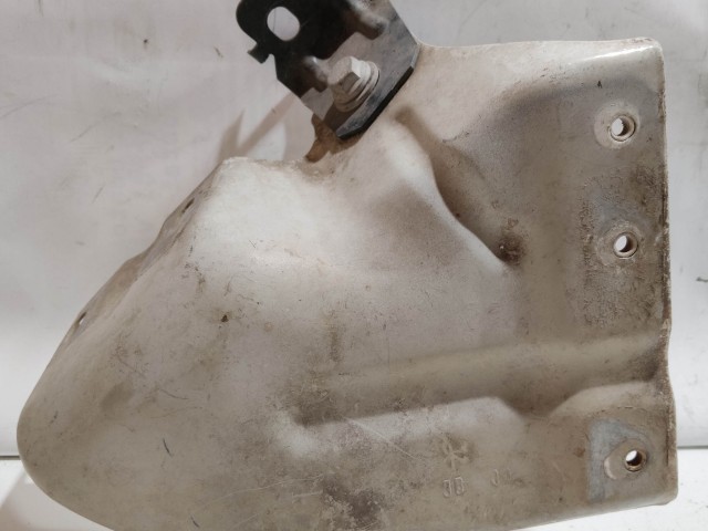 82121 Fiat Bravo 2007-2014 jobb első sárvédő tartó 51751052