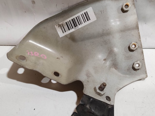 82121 Fiat Bravo 2007-2014 jobb első sárvédő tartó 51751052