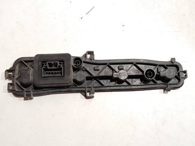 204382 Fiat Fiorino , Qubo, Citroen Nemo, Peugeot Bipper bal hátsó lámpa Izzó foglalat 1358250080