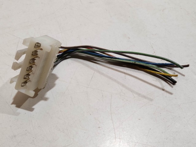 204383 Fiat Fiorino , Qubo 2007-2024 bal hátsó lámpa elektromos csatlakozó 1358250080