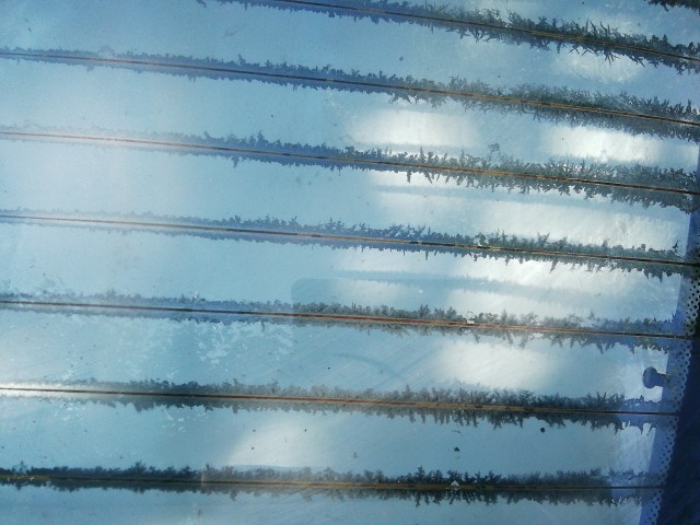 202478 Daewoo Matiz 1998-2007 csomagtérajtó, a képen látható sérüléssel