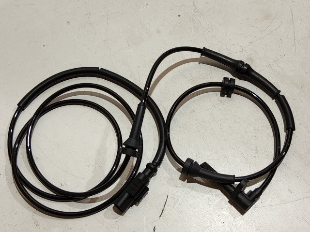 Alfa Romeo 147 2005-2010 utángyártott új  jobb első abs jeladó 46842228