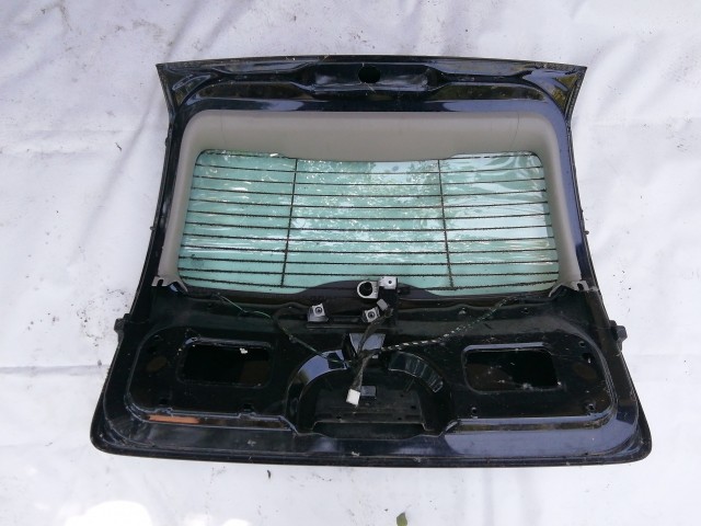 202475 Volvo V50 2004-2012 csomagtérajtó