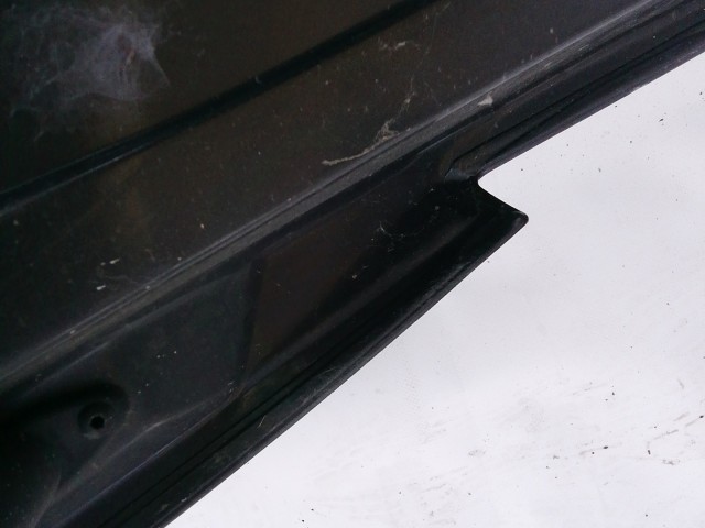 202471 Ford C-Max 2003-2010 csomagtérajtó, a képen látható sérüléssel