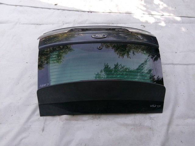 202471 Ford C-Max 2003-2010 csomagtérajtó, a képen látható sérüléssel