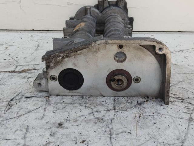 Alfa Romeo GT 2003-2010 1,9 16v Diesel vezérműtengelyház, vezérműtengelyekkel 46814177