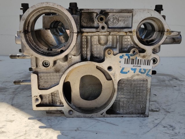 202546 Fiat Stilo 2001-2007 2,4 20v hengerfej, szelepekkel 46440603