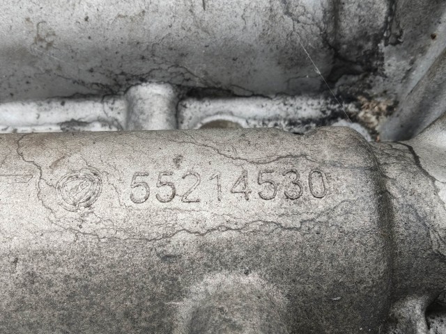 Alfa Romeo, Fiat , Lancia 2,0 16v Diersel vezérműtengelyház, vezérműtengelyekkel 55214530