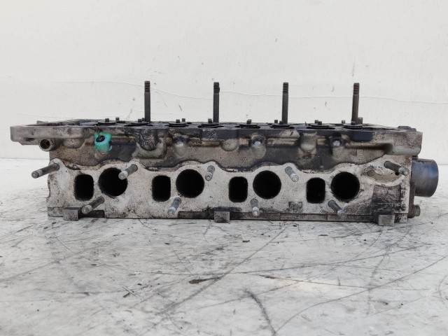 204551 Alfa Romeo 159, 156, 147, Gt 1,9 16v Diesel hengerfej, 5 mm szelepszárral, 1 izzítógyertya beletörve!!!