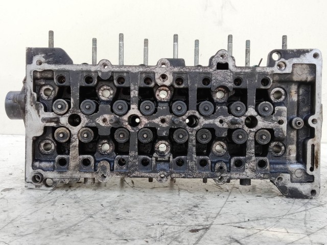 204551 Alfa Romeo 159, 156, 147, Gt 1,9 16v Diesel hengerfej, 5 mm szelepszárral, 1 izzítógyertya beletörve!!!