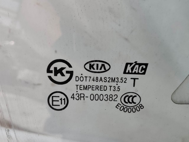 Kia Rio 2011-2017 jobb első lejáró üveg