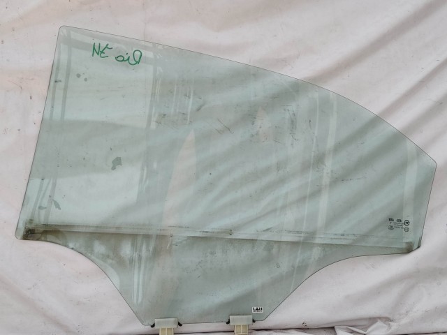 Kia Rio 2011-2017 jobb hátsó lejáró üveg