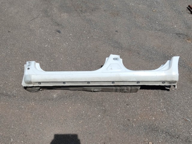204564 Kia Rio 2011-2017 bal küszöb