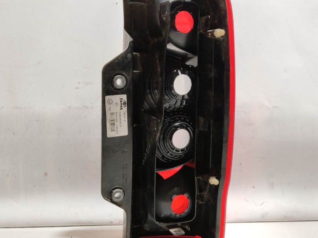 204566 Fiat Fiorino , Qubo, Citroen Nemo, Peugeot Bipper bal hátsó lámpa, izzófoglalat nélkül!!!