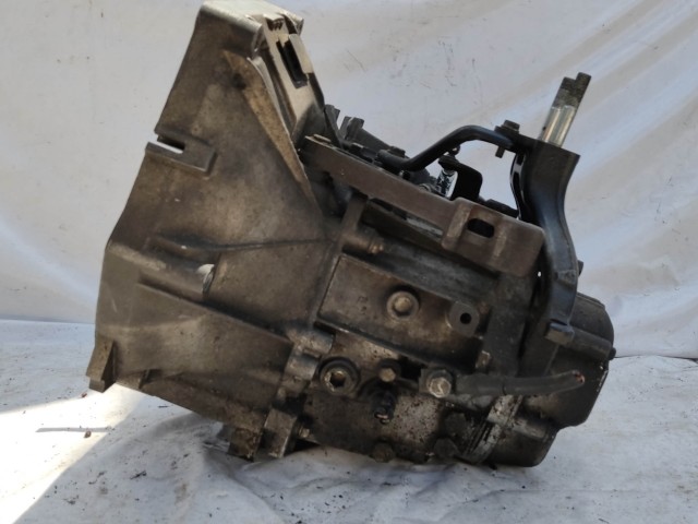 204577 Fiat Fiorino , Qubo 1,3 16v Diesel, 5 sebességes váltó