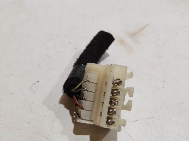 153517 Fiat Punto Evo 2009-2011 bal hátsó lámpa elektromos csatlakozó 51849738