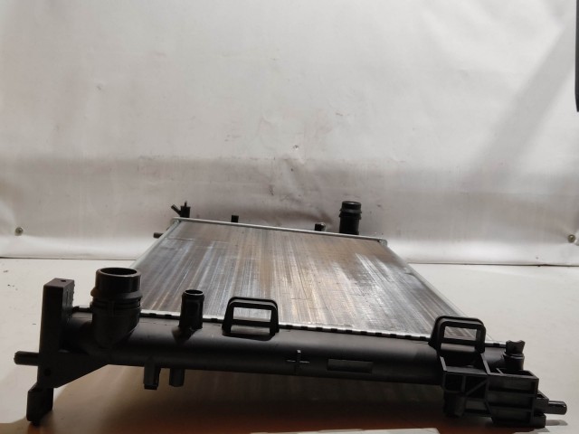 Alfa Romeo MiTo,Fiat Grande Punto, Bravo, Lancia Delta  utángyártott új  vízhűtő 51808364