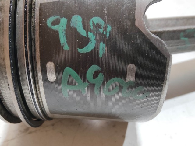 154061 Alfa Romeo 159 2,4 20v Diesel dugattyú hajtókarral 939A9000