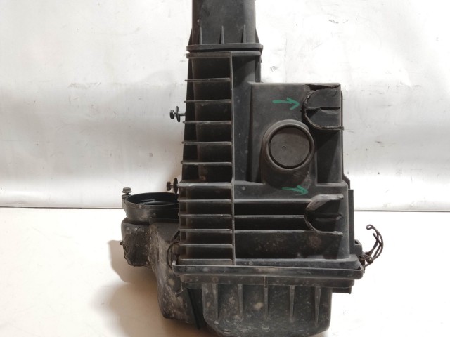 136260 Alfa Romeo GT, 147 1,9 Diesel légszűrőház a képen látható sérüléssel 46794400
