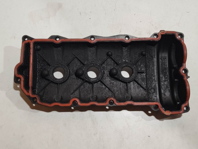 139354 Alfa Romeo 159, Brera, Spider 3,2 v6 hátsó szelepfedél 71748937