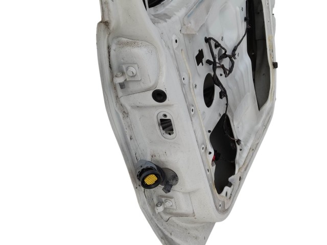 201194 Fiat Doblo 2009-2022 jobb első fehér színű ajtó,a képen látható sérüléssel