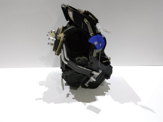 133997 Ford Fiesta 2008-2017 digit klímás fűtésboksz 8v5119b555ck