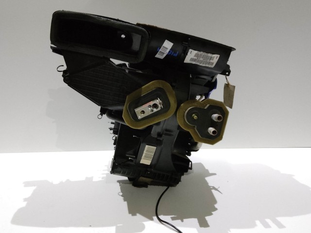 136035 Ford Fiesta 2008-2017 digit klímás fűtésboksz 8v5119b555fl