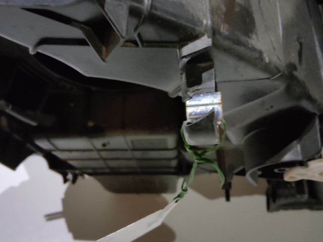 117384 Fiat 500 2007-2015 manuál klímás fűtésboksz, a képen látható sérüléssel