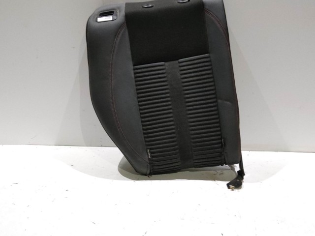 202777 Alfa Romeo Giulietta 2010-2020 félbőr jobb hátsó háttámla