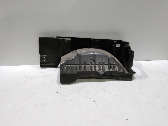202911 Suzuki SJ410 bal első sárvédő 58800-80015