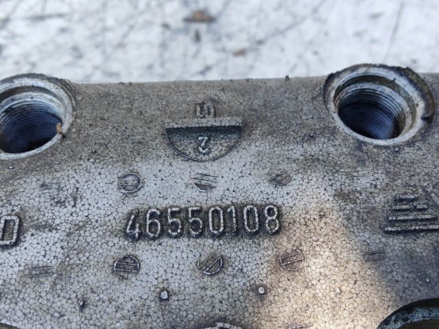 Fiat Punto II.-III. 1,2 16v benzin Euro 3 vezérműtengelyház, vezérműtengelyekkel 46550108