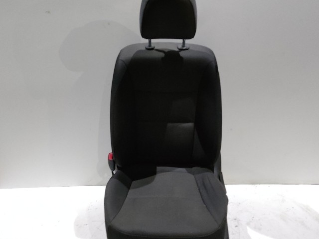 202897 Kia Sorento 2009-2015 bal első ülés