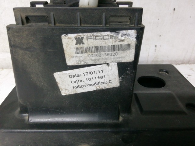 210048 Alfa Romeo Giulietta 2010-2020 Váltókulissza 463136320