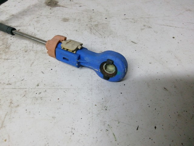 210046 Alfa Romeo Giulietta 2010-2020 váltóbovden kiválasztó (balos)