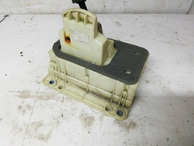 210041 Fiat Stilo 2001-2007 1,6 16v benzin váltókulissza 735304972