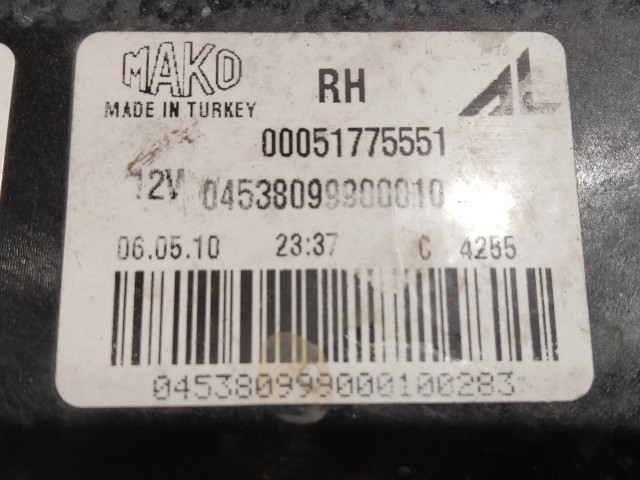 204694 Lancia Delta, Fiat Croma, Tipo, Bravo jobb első ködlámpa 51775551