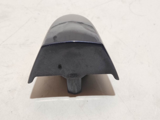 Ford Fiesta 2008-2017 Zárbetét kupak használt bal hátsó, metál kék