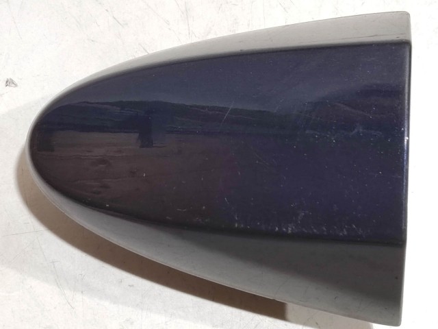 Ford Fiesta 2008-2017 Zárbetét kupak használt bal hátsó, metál kék