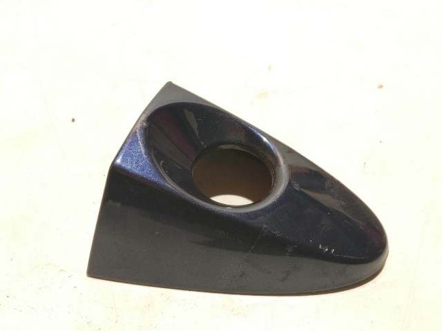 Ford Fiesta 2008-2017 Zárbetét kupak használt bal első, metál kék