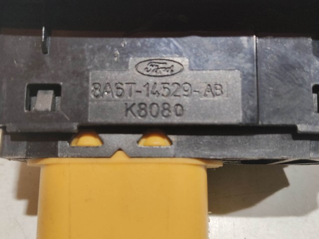 Ford Fiesta 2008-2017 ablakemelő kapcsoló  használt  bal hátsó