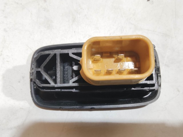 Ford Fiesta 2008-2017 ablakemelő kapcsoló  használt  bal hátsó