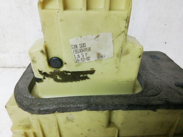 210106 Fiat Stilo 1,6 16v benzin váltókulissza 735304958