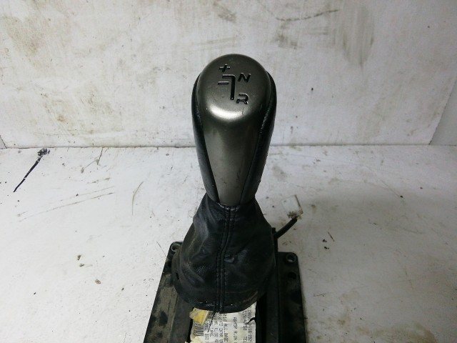210129 Fiat Stilo 2,4 20v benzin automata váltókulissza 735304991