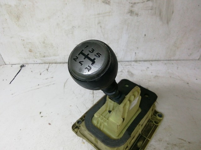 210181 Fiat Stilo 1,6 16v benzin váltókulissza 735304958