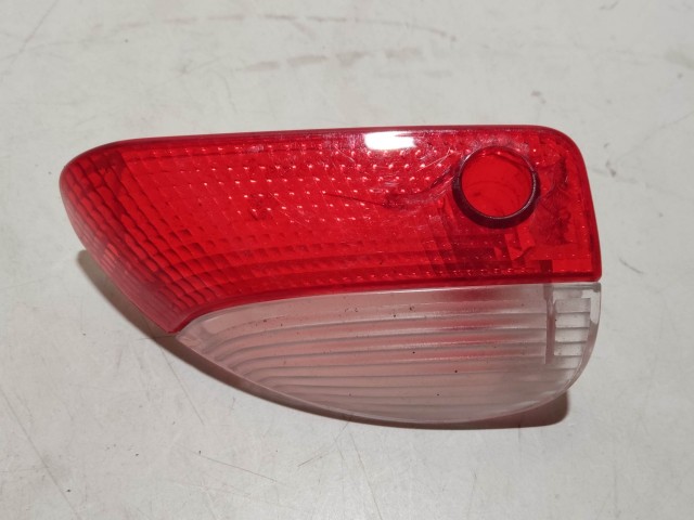 Alfa Romeo 147 2001 Belső világítás használt ajtókárpit, bal a képen látható sérüléssel