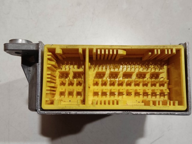 Fiat Freemont 2011-2015 légzsák indító elektronika, a képen látható sérüléssel P56054844AE