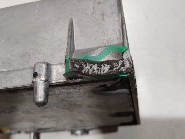 Fiat Freemont 2011-2015 légzsák indító elektronika, a képen látható sérüléssel P56054844AE