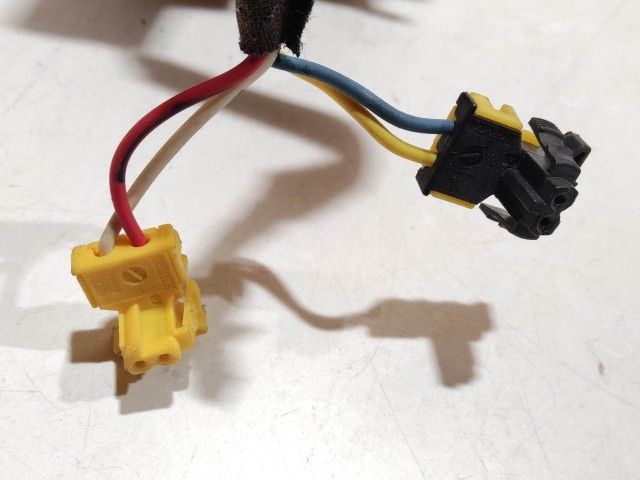 Fiat Freemont légzsák átvezető gyűrű 68068537AE