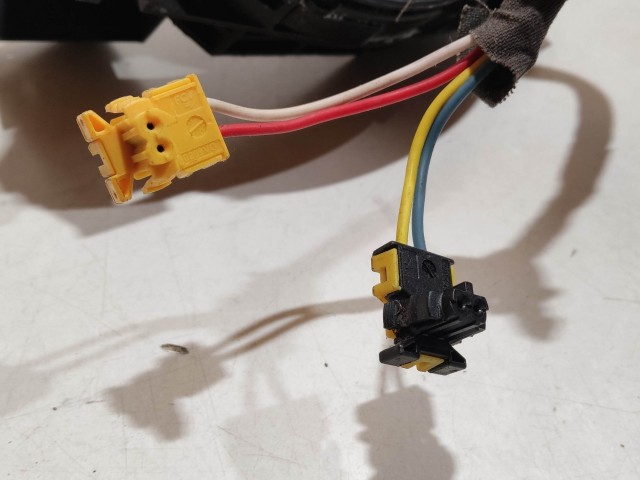 Fiat Freemont légzsák átvezető gyűrű 68068537AG